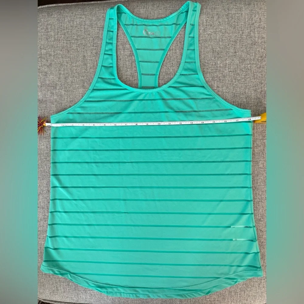ZYIA Green Sleeveless Racerback Havana Tank Top - Picture 3 of 9